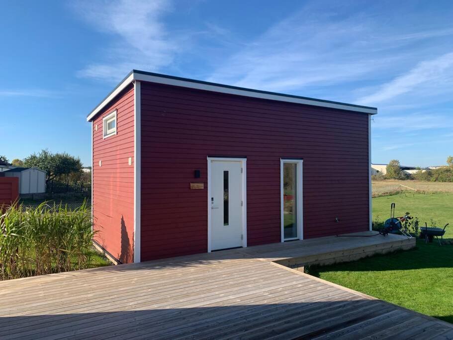 Your Own 30Sqm House With Kitchen, Sauna And Loft. Мальмё Экстерьер фото